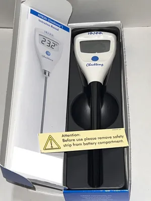 Digitales Thermometer mit Penetrationssonde, -50 bis 50 °C, weiß