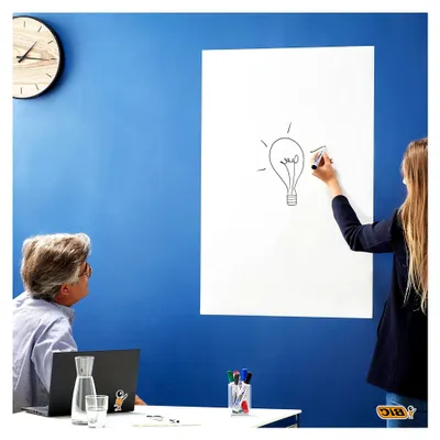 Produktbild von Selbstklebende Whiteboard-Folie von Velleda, leicht abwischbar, Weiß, 1 Rolle, 100 x 200 cm