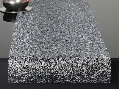 Produktbild von Chilewich Metallic Lace, Tischläufer, Silver, 33 x 178 cm