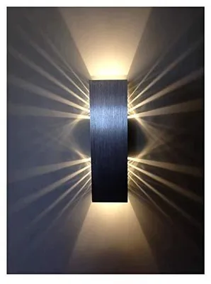 Zdjęcie produktu dla Lampa ścienna LED akrylowa 6W ciepła biel 2700K aluminium nowoczesna