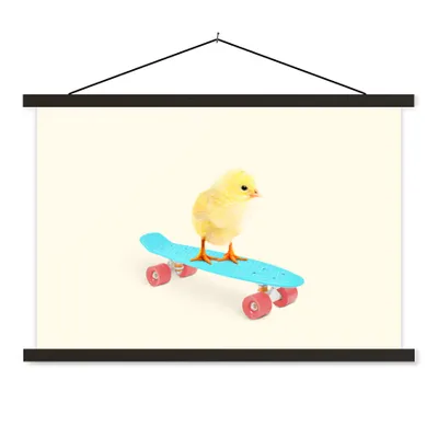 Produktbild von MuchoWow® Textilposter Küken - Gelb - Skateboard - Blau - Tiere 150x100 cm mit schwarzem Rahmen - Schlafzimmer