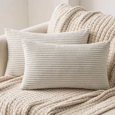 Produktbild von Set mit 2 Kissenbezügen aus Cord, geeignet für Sofakissen, dekorative Kissenbezüge mit verdecktem Reißverschluss, 40 x 80 cm, beige