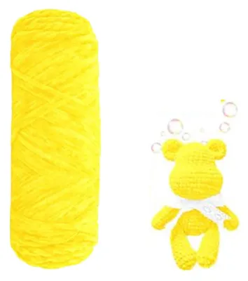 Image de Fil de laine, texture velours, couleur jaune chaud, 100g