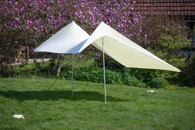 Produktbild von Meister Sonnensegel 210 x 210 cm LSF50+ Für bis zu 4 Personen gelb Strandzelt