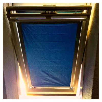 Produktbild von Sonnenschutz für Velux Y45 - 57 x 100 cm - Dachfenster Rollo Hitzeschutz Verdunkelungsrollo Sonnenrollo
