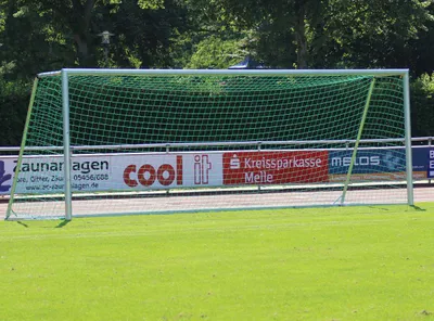Produktbild von Fußball Großfeldtor 7,32 x 2,44 m - transportabel und vollverschweißt, inkl. Tornetz 2.00m MIT Transportrollen Eingefräste Netzaufhängung