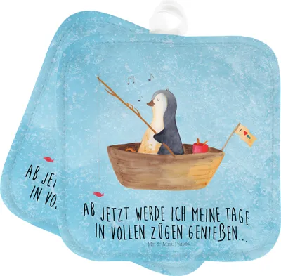 Produktbild von Mr. & Mrs. Panda Topflappen Pinguin Angelboot - Eisblau - Geschenk, Motivation, Boot, Topfuntersetzer, Angeln, topfhalter, Kochlappen, Set, Optimistisch, Ofenlappen