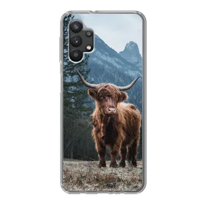 Produktbild von MuchoWow® Handyhülle Schutzhülle Hülle für Samsung Galaxy A32 5G Schottische Highlander - Berg - Landschaft - Bäume - Kuh - Natur Silikon Softcase Handy Hülle - Softcase