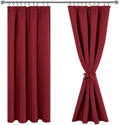 Obrázek produktu pro Zatemňovací závěsy Unyqoos® s volánovou páskou – termoizolační, hustá struktura, sada 2 kusů, barva červená, rozměry 140 × 200 cm (na kus), 100% polyester, vhodné do obývacího pokoje a ložnice