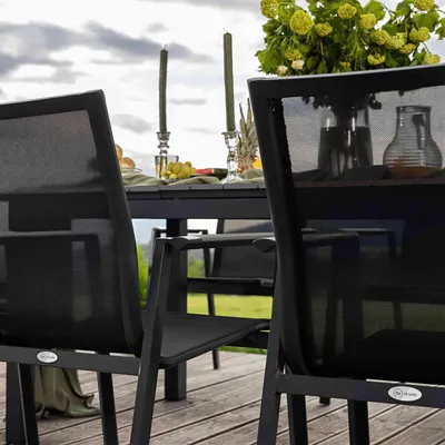 Produktbild von di volio Gartenmöbel MIRANNO, ausziehbarer Gartentisch mit 8 stapelbaren Stühlen - Set, langlebige Essgruppe für 8 Personen, robust & wetterfest