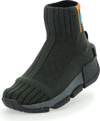Produktbild von UYN Urquiola Urban Trainingsschuhe mit schwarzer Sohle Herren military melange 39