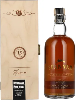 Produktbild von Pfanner 10 Years Old Single Malt Whisky Jubiläumsedition 47% Vol. 0,5l in Holzkiste