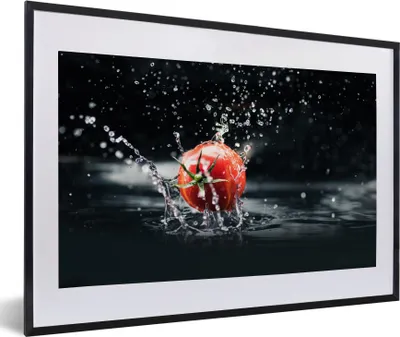 Produktbild von MuchoWow® Gerahmtes Poster Tomate - Gemüse - Stilleben - Wasser - Rot 60x40 cm - Poster mit Schwarzem Bilderrahmen Wandposter Rahmen Foto Bilder - Schlafzimmer - Plakat in Rahmen - Drucken