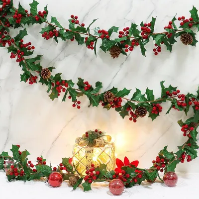 Produktbild von Weihnachtsgirlande mit roten Beeren und Tannenzapfen 175 cm