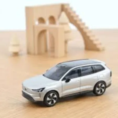 Produktbild von NOREV 1:43 Volvo EX90 2024 Argent Aurore 870081
