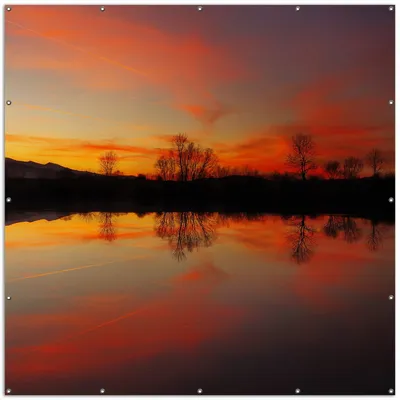 Produktbild von Wallario XXL Outdoor-Poster für Garten oder Balkon, Motiv Abendrot am Himmel über einem See, in ca. 200 x 200 cm