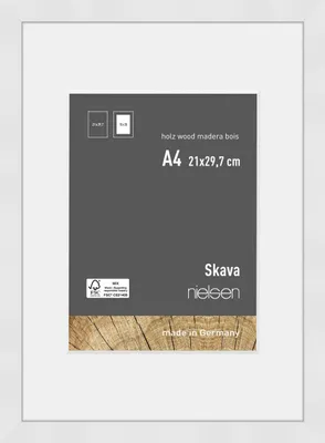 Obrázek produktu pro Dřevěný fotorámeček Skava, bílý, 21 x 29,7 cm, s paspartou 15 x 20 cm