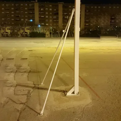 Productafbeelding van Set van 2 basketbalringbeugels om in de vloer te schroeven