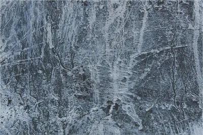 Produktbild von Wallario Premium Glasbild, freischwebende Optik, kräftige Farben, Größe 90 x 60 cm Motiv Alte graue Steinwand