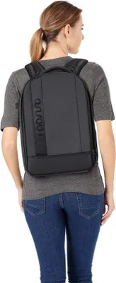 Produktbild von Robuster Kamerarucksack mit modularer Inneneinteilung, Stativhalterung und Laptopfach