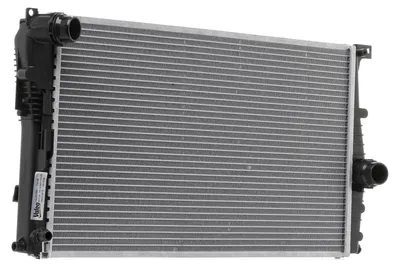 Produktbild von VALEO 733136 Kühler Wasserkühler Motorkühler für BMW 1 Schrägheck (F20) 3 Touring (F31) 3 Limousine (F30, F80) 4 Gran Coupe (F36) 3 GT (F34) 4 Coupe