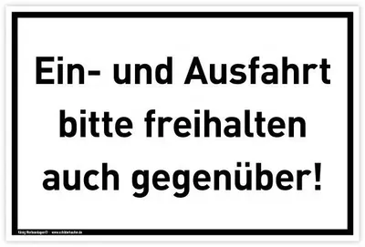 Produktbild von Schild Ein- und Ausfahrt | PVC 30 x 20 cm | bitte freihalten auch gegenüber |...