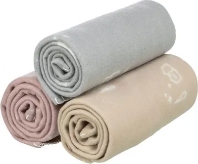 Obrázok produktu pre Trixie Vianočná fleecová deka LILJA, mix farieb (béžová, sivá, staroružová)