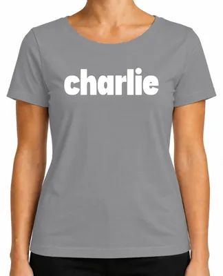 Imagen del producto de Camiseta para mujer, color gris, talla XL, con el texto "Charlie", "Charlie Kirk", "Protesta" y "República"