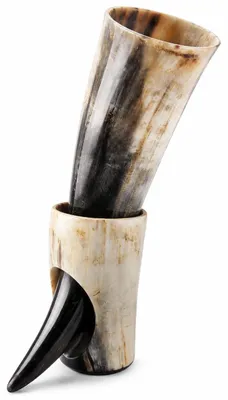 Trinkhorn aus Ochsenhorn, 500 ml, 30 cm, mit Ständer
