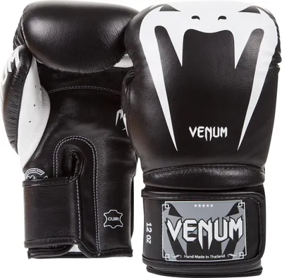 Produktbild von Venum Giant 3.0 Boxing Gloves Black Gewicht 14 oz