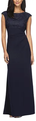 Produktbild von Alex Evenings Lange Flügelärmel Empire-Taille Kleid mit bestickter Spitze Mieder