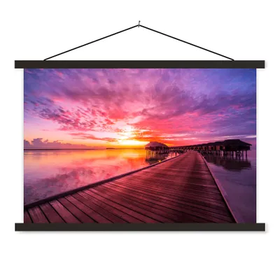 Produktbild von MuchoWow® Textilposter Steg - Wasser - Sonne - Rosa - Horizont 90x60 cm mit schwarzem Rahmen - Aufhängungssatz