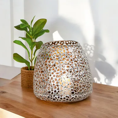 Produktbild von GILDE Windlicht "Chico" - matter Kerzenhalter im antikfinish - Deko für Stumpenkerzen oder Teelichter - Dekoration für den Tisch und Wohnzimmer