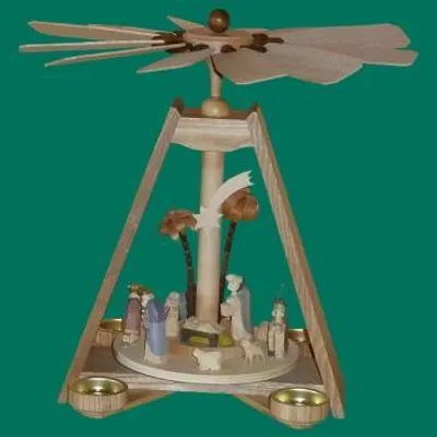 Produktbild von Tischpyramide Christi Geburt geschnitzt Höhe 32cm NEU