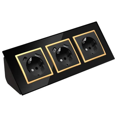 Produktbild von Glas Ecksteckdose 3-fach Steckdose mit USB und USB-C und Schuko Steckdose Steckdosenblock 45° Verteilerdose schwarz mit goldenem Rand.