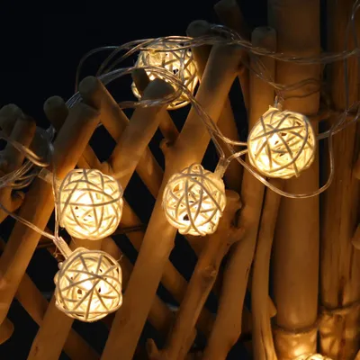 Zdjęcie produktu dla 20LED rattanowe lampki sznurkowe romantyczne dekoracyjne światło wróżki do wnętrz na zewnątrz