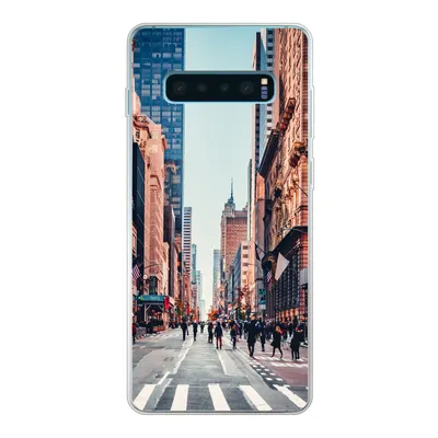 Produktbild von MuchoWow® Handyhülle Schutzhülle Hülle für Samsung Galaxy S10 Lite Veteranenparade in New York Silikon Softcase Handy Hülle - Schutz