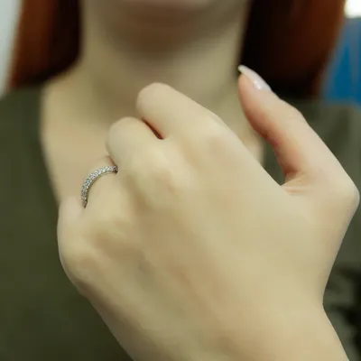 Produktbild von 0,39 Carat Diamant halbrund Memoire Ring 14 Karat Weißgold - 59 (18,80 mm)