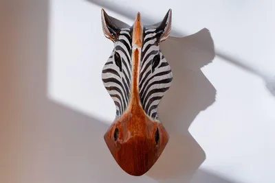 Produktbild von Wandmaske in 3 Motiven, Zebra, Antilope und Giraffe, 20 cm, Motiv:Zebra