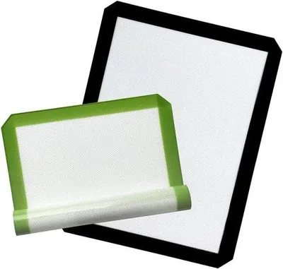 Immagine prodotto di Tappetini in silicone Famanu - Antiscivolo, resistenti al calore, set da 2
