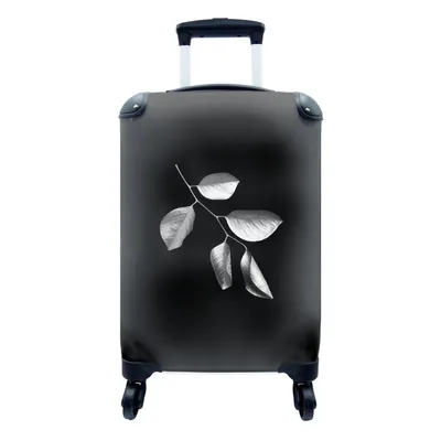 Produktbild von MuchoWow® Koffer Handgepäck Trolley Rollkoffer Kleine Reisekoffer mit 4 Rollen - Zweig mit Blättern auf schwarzem Hintergrund - schwarz und weiß - Cabin Size < 55x40x23 cm & 55x40x20 cm - Fotokoffer - Kabinenkoffer - Boardgepäck - Reise-Box - Reisekoffer - Reisegepäck - Koffer mit Bild - Trolley für Kinder