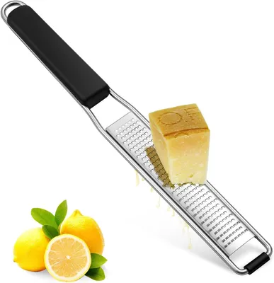 Image de Râpe en acier inoxydable de qualité supérieure, idéale pour râper le parmesan, les citrons, l'ail, avec protection et brosse
