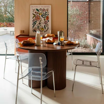 Immagine prodotto di Tavolo da pranzo rotondo moderno 120 cm effetto legno scuro - Oviala Maggy