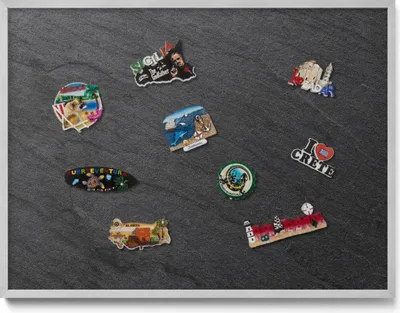 Produktbild von Magnetboard 80x60 cm – Silberner Rahmen – Steinwand-Struktur – Magnetische Tafel, Magnetwand – Metall Magnetische Tafel, Kinderzimmer