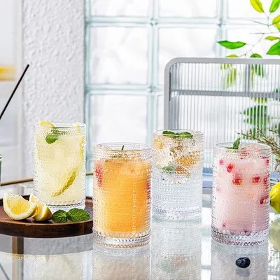Produktbild von Famanu Vintage Cocktailgläser - Set von 4, 350 ml, mit Reliefdesign