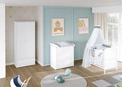 Produktbild von Baby-Delux Baby komplett Zimmer Emma Babybett 140×70 inkl. Wickelkommode und Bettwäsche mit Stickerei Super Star