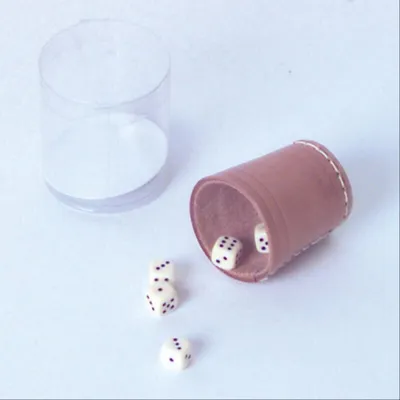 Image de Gobelet à cubes en cuir nat. 5 cm+6 cubes, 1set