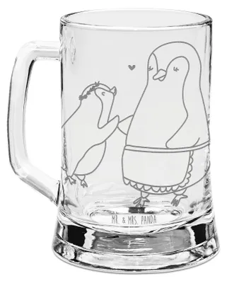 Produktbild von Mr. & Mrs. Panda Krug Pinguin mit Kind - Transparent - Geschenk, Muttertag, Mom, Opa, Gravur Bierkrug, Bierhumpen, Mama, Seidel, Mutter, Glaskrug, Vorbild, Humpen