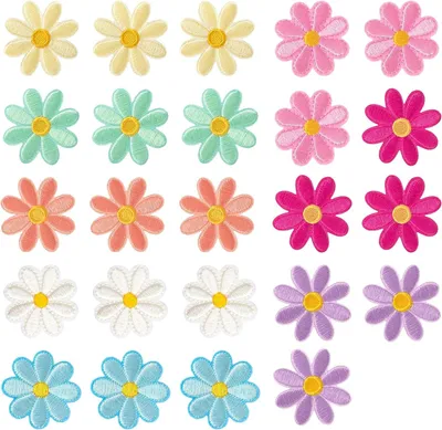 Produktbild von Set von 24 süßen Gänseblümchen Blumen Patches - zum Aufbügeln oder Nähen - Bekleidungsapplikationen (4 x 4 cm)