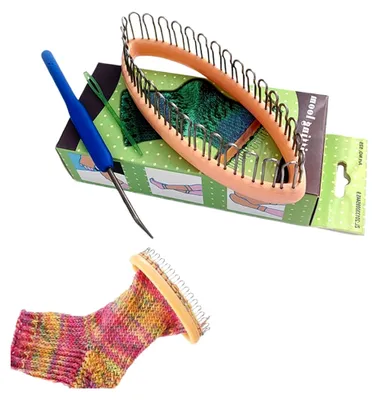 Produktbild von Sockenwebstuhl – Strickwerkzeug für Socken mit Häkeln und Nadeln – Set für Anfänger und Profis